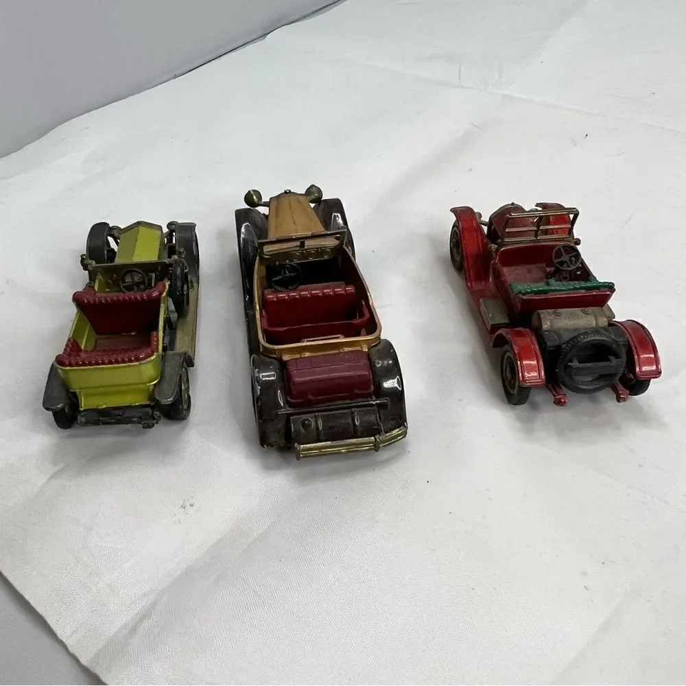 1969 Matchbox “Models Of Yesteryear” Toy Cars